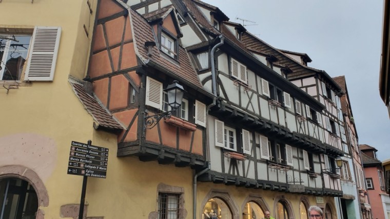 Alemanha, Alsacia e Austria (1107)